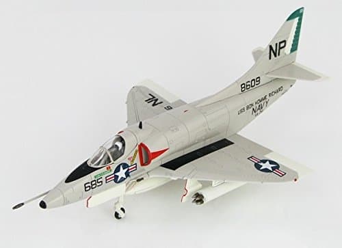 A4C Skyhawk (US Navy, "MIG-17 Killer", BuNo 148609, VA-76, USS Bon Homme Richard, 1st May, 1967) (Hobbymaster HA1427)