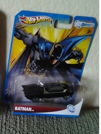 Hot Wheels 2012 Dc Universe Batman (Batmobile) 164 Scale