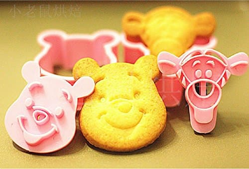 8pcs/set Winnie the Pooh Stitch Chipmunks Doraemon Plastic Biscuits Fondant Cake Sugarcraft Chocolate Decorating Plunger Cookie Cutter Mold Decoration Tools