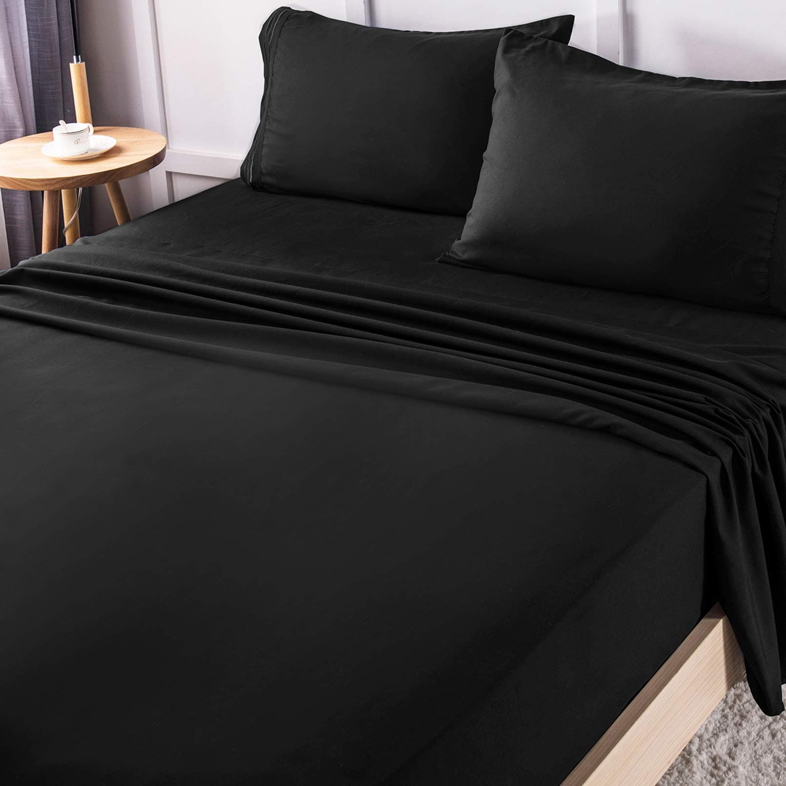 LIANLAM Queen Bed Sheets Set - Super Soft Brushed Microfiber 1800 Thread Count - Breathable Luxury Egyptian Sheets 16-Inch Deep Pocket - Wrinkle and Hypoallergenic-4 Piece(Queen, Black)