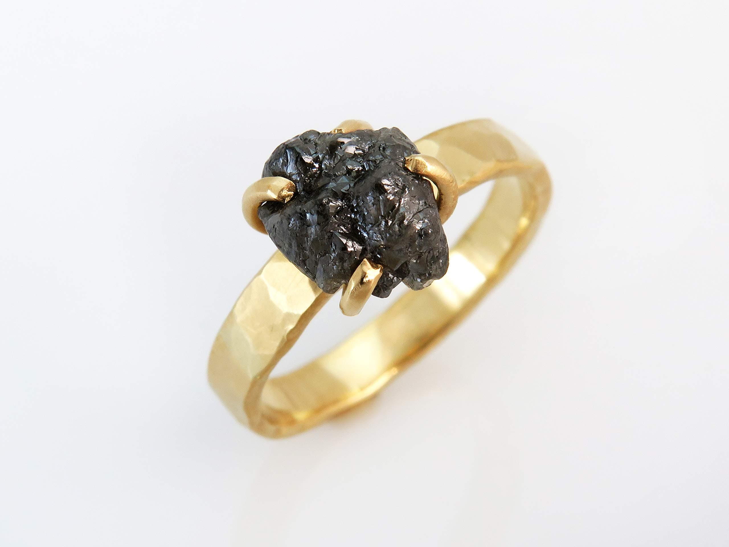 Natural Diamond Ring, Solitaire Prong Ring with Raw Diamond and Hammered Band, Unique Engagement Ring Handmad of Solid 18K Yellow, Rose or White Gold Ring, Diamond Jewelry