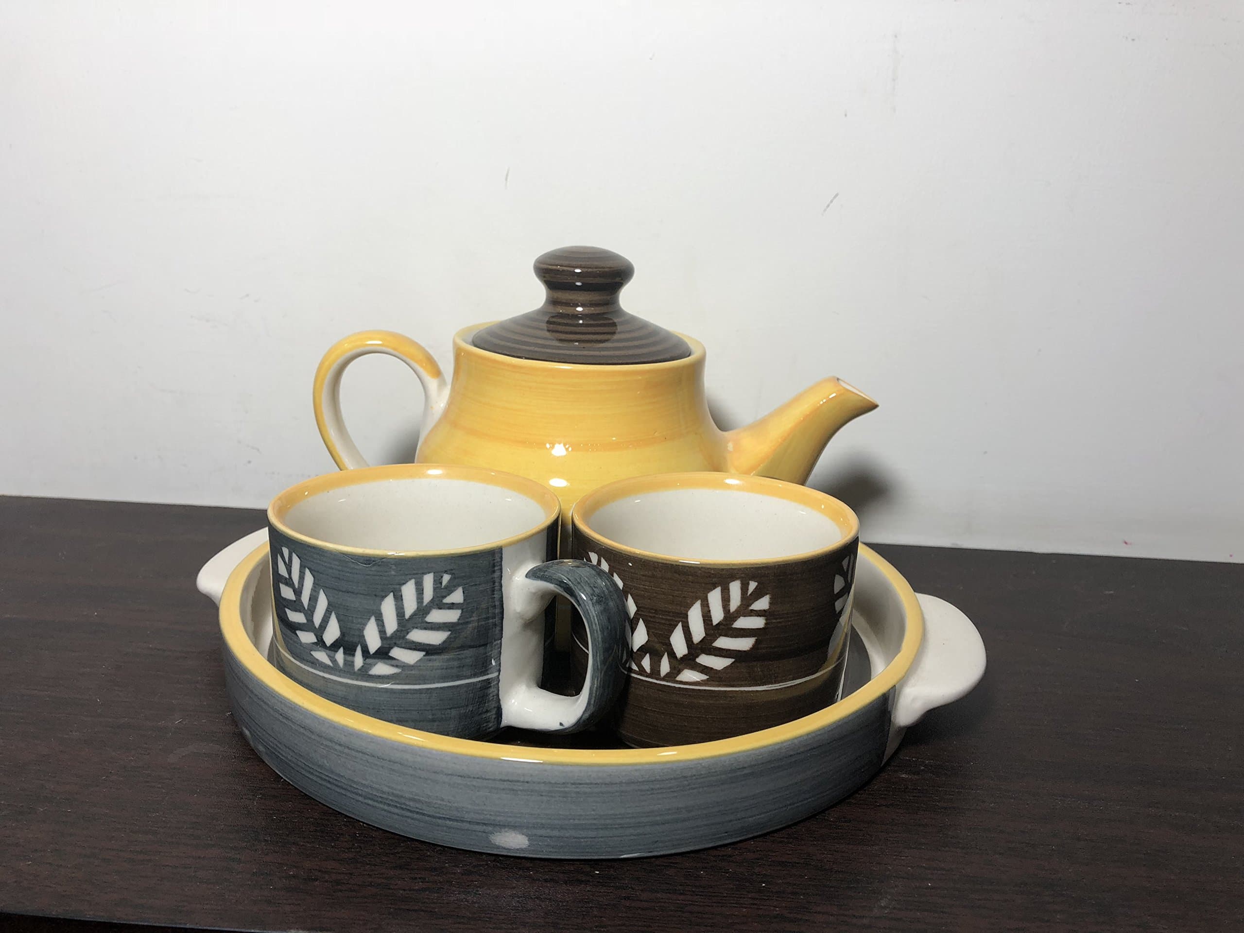 Hindustani Saudagar Ceramic Microwave Safe Hand Made Painted Tea Set with Kettle and 2 Cups (Yellow, 150ml)