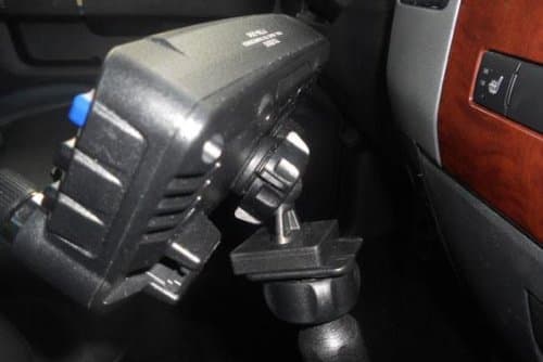 Lido MountsLM-AD1 Adapter Kit for FTM-350 Remote Display Head and Similar (Including Icom) That use The Camera Style Threaded Socket to Hold The Display Head to The Mount.