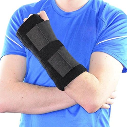 Wrist Ice Pack Wrap Wrist Support Brace-Cold Therapy for hand and Wrist for Injuries, Sprains, Muscle Pain, tendonitis Long Lasting Reusable Freezable Flexible Pack