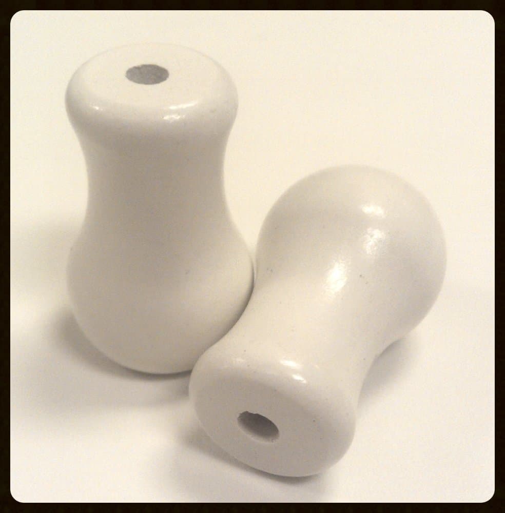 2 Pack of Tassels - Snow White