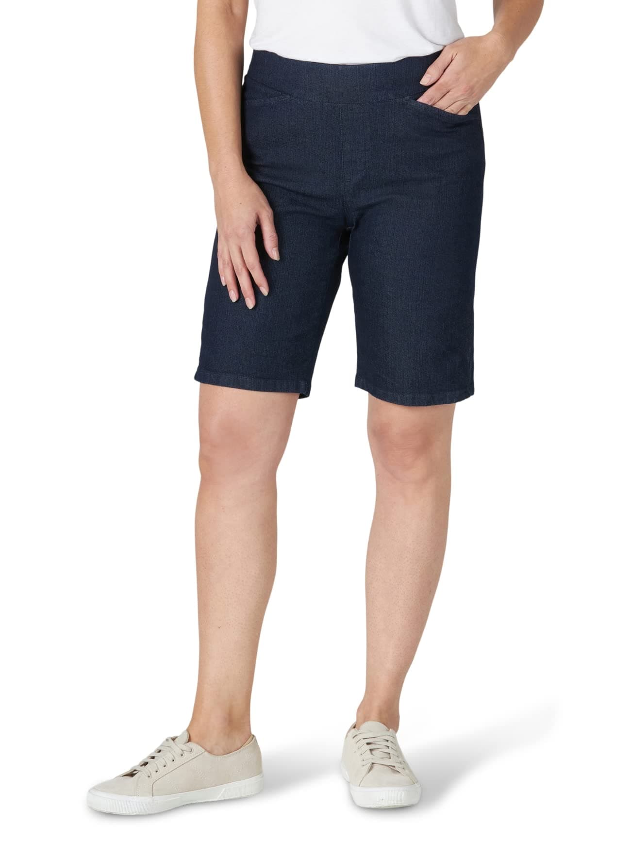 Women's Relaxed Fit Flat Bermuda Short