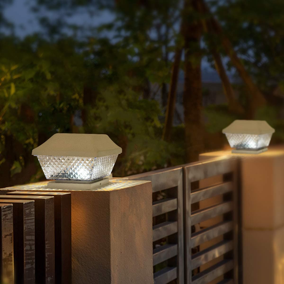 Solar Post Lights Warm White LED Light Waterproof 6-Pack for Outdoor Garden