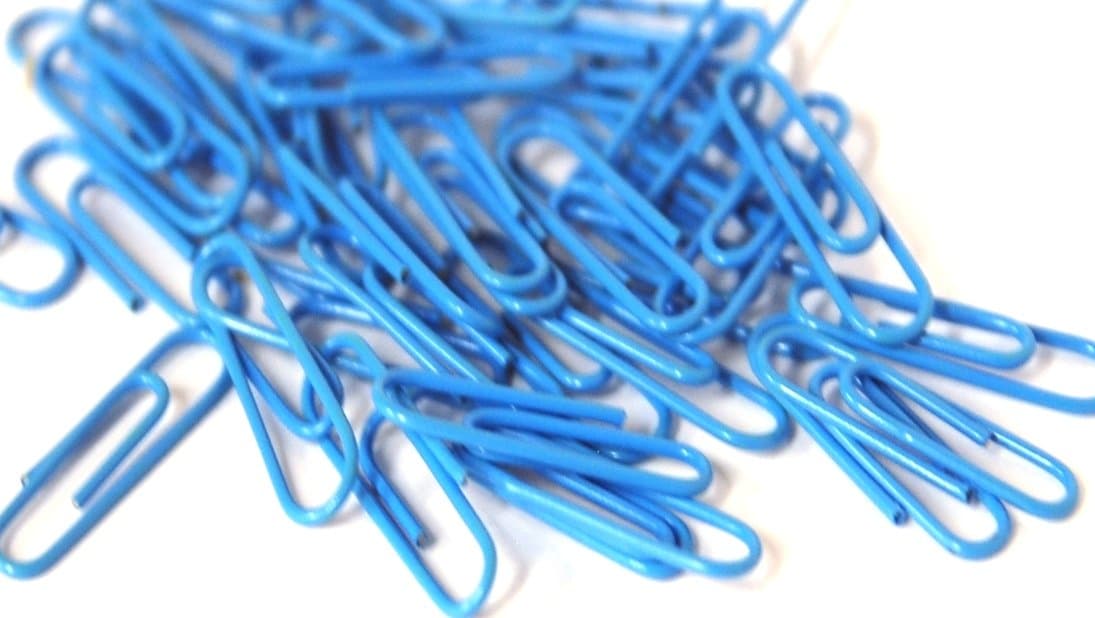 200 Blue Plastic Coated Paper Clips 25mm