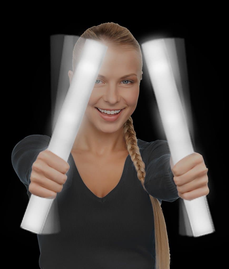 Fun Central6 Pack - White LED Foam Sticks| in Bulk | for Birthdays, Weddings, Raves, EDM Concerts, Halloween Party Supplies, Glow in Dark Party, Sensory Toys for Kids