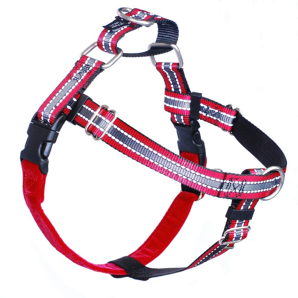 2 Hounds Design Freedom No-Pull Dog Harness with Leash, Reflective, Adjustable Comfortable Dog Harness with Front Clip for Everyday Walking, Made in USA (Medium 1") (Reflective Red)