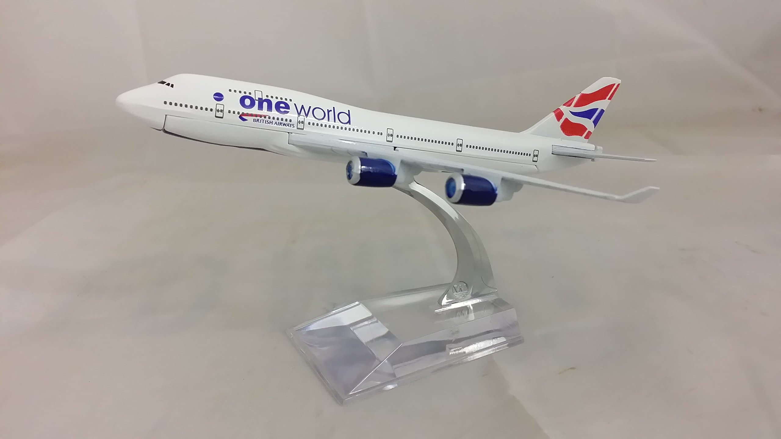 Die-Cast Model Plane , Boeing 747, 16CM (1 : 400 Scale Model) Lots of Airlines to Choose From (BA, Thai, Qatar, Saudi, UPS) (British Airways)