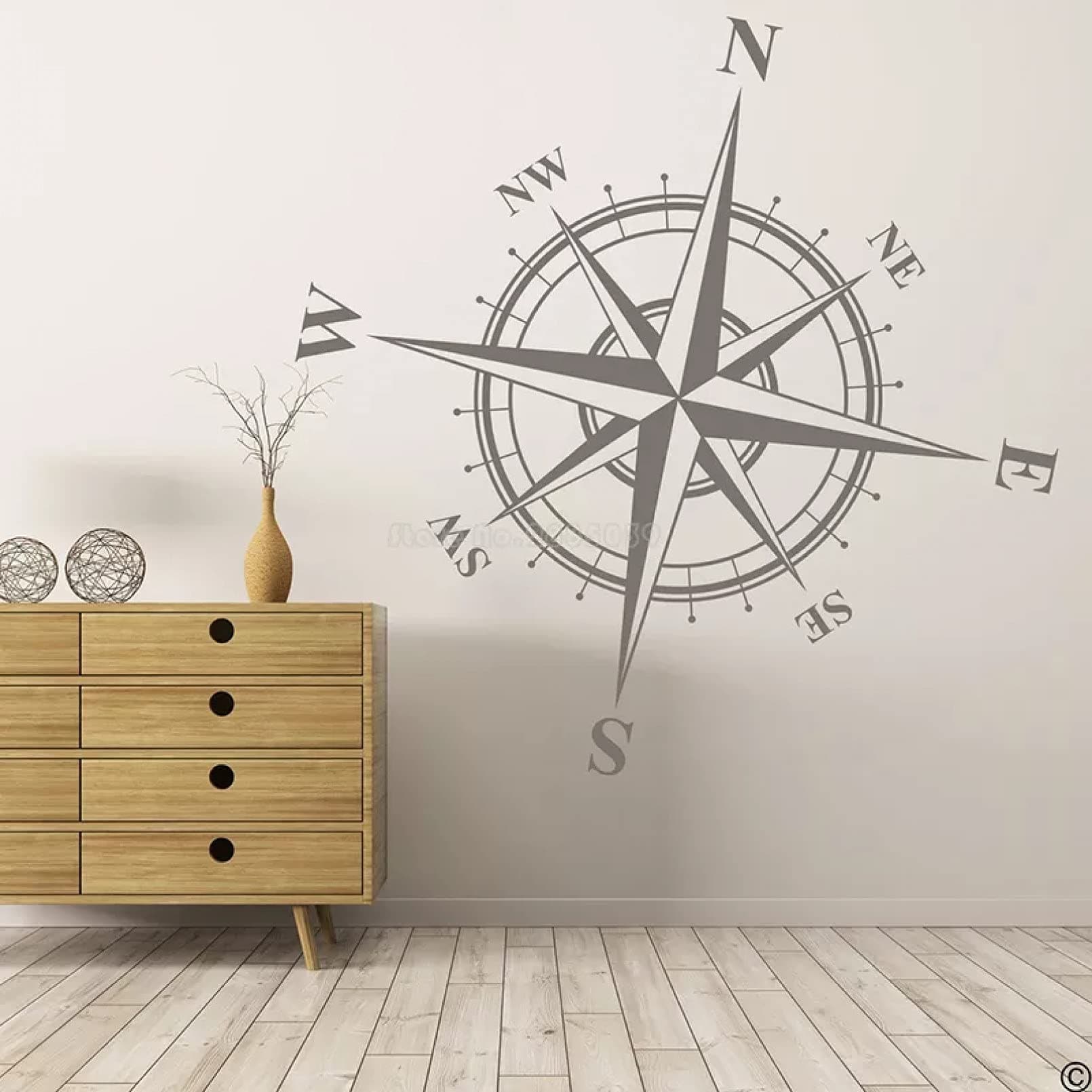 Compass Rose Wall or Ceiling Vinyl Decal Medal World Map Artist Home Decoration Nautical Nursery Wall Sticker Mural 32x32cm