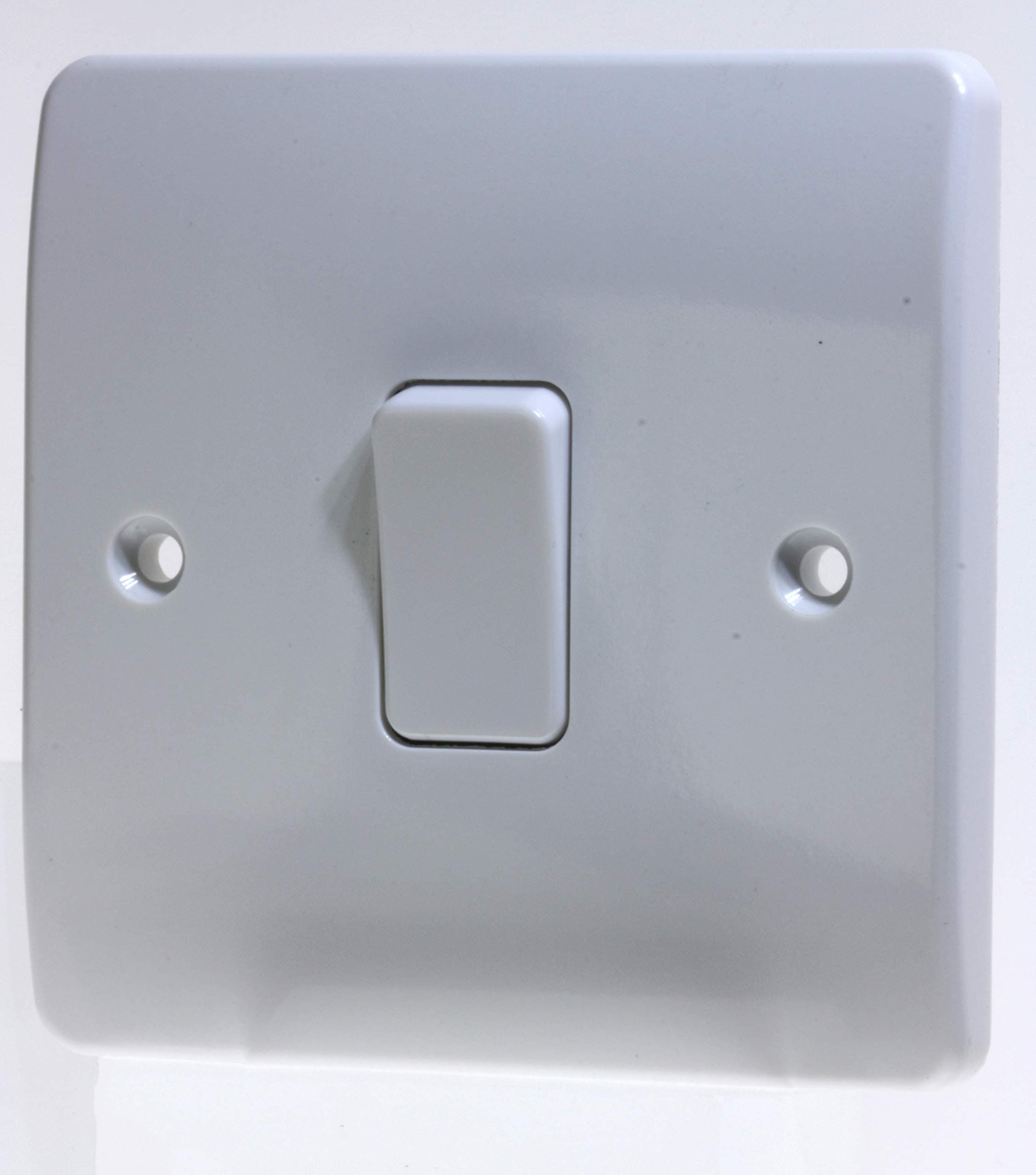 10 A Logic Plus 1 Gang SP 1 Way Flush Plate Switch, Thermoset, White