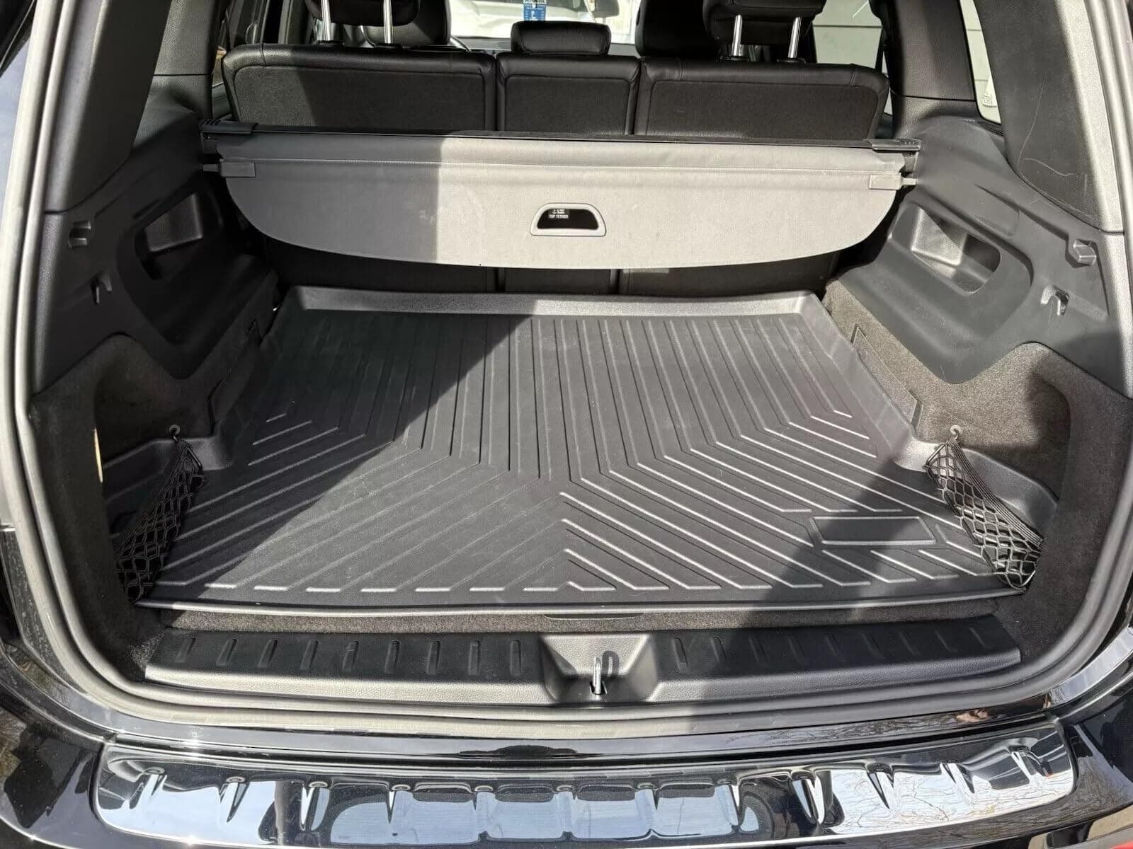 Cargo Liner - Trunk Mat for Mercedes-Benz GLB-Class 2020-2026 – Weather-Resistant Trunk Mats for Cars with Raised Lip – Non-Slip Car Trunk Mat Rubber – Laser Pre-Cut Design