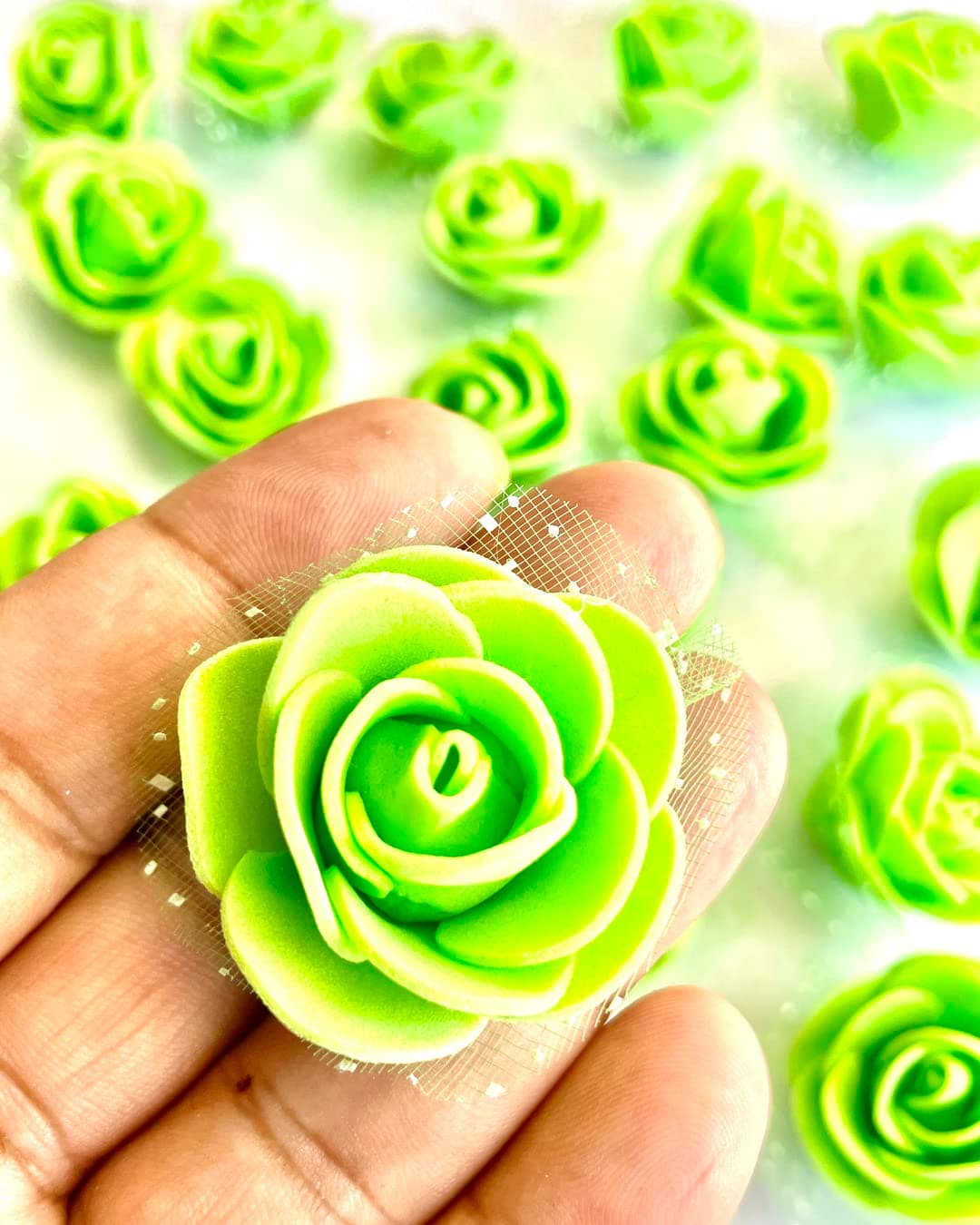 SSG 50 PCS Artificial Foam Net Flowers for Dresses, Clothes, Flower Patch for Dresses Lace, Festival, Pooja Thali, DIY Crafts Raw Material (White)