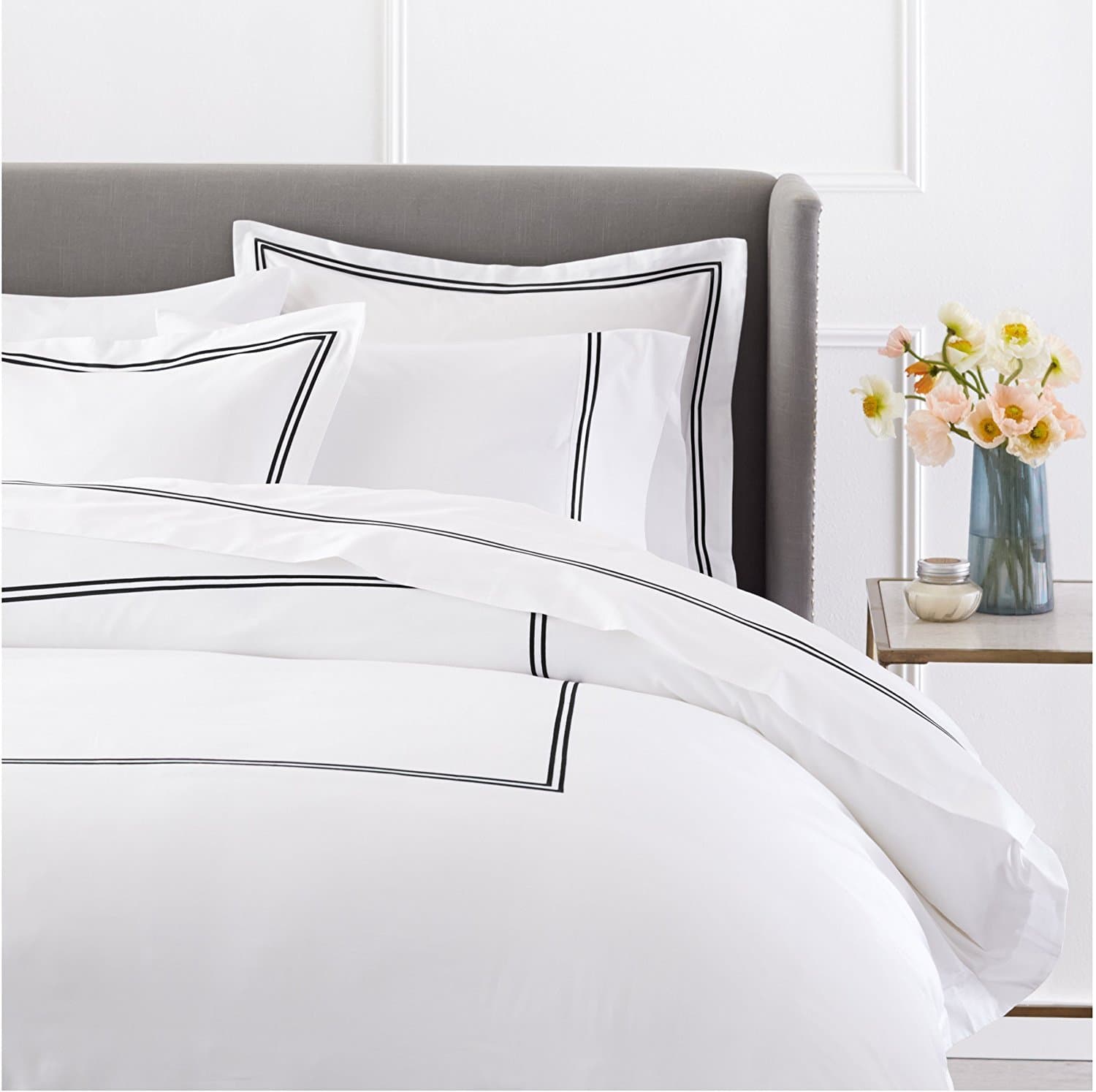 Luxury Soft Brushed 400-Thread-Count Egyptian Cotton Embroidered Duvet Cover Set with Beautiful 2-Stripe Embroidery - - King/Cal King - White/Black
