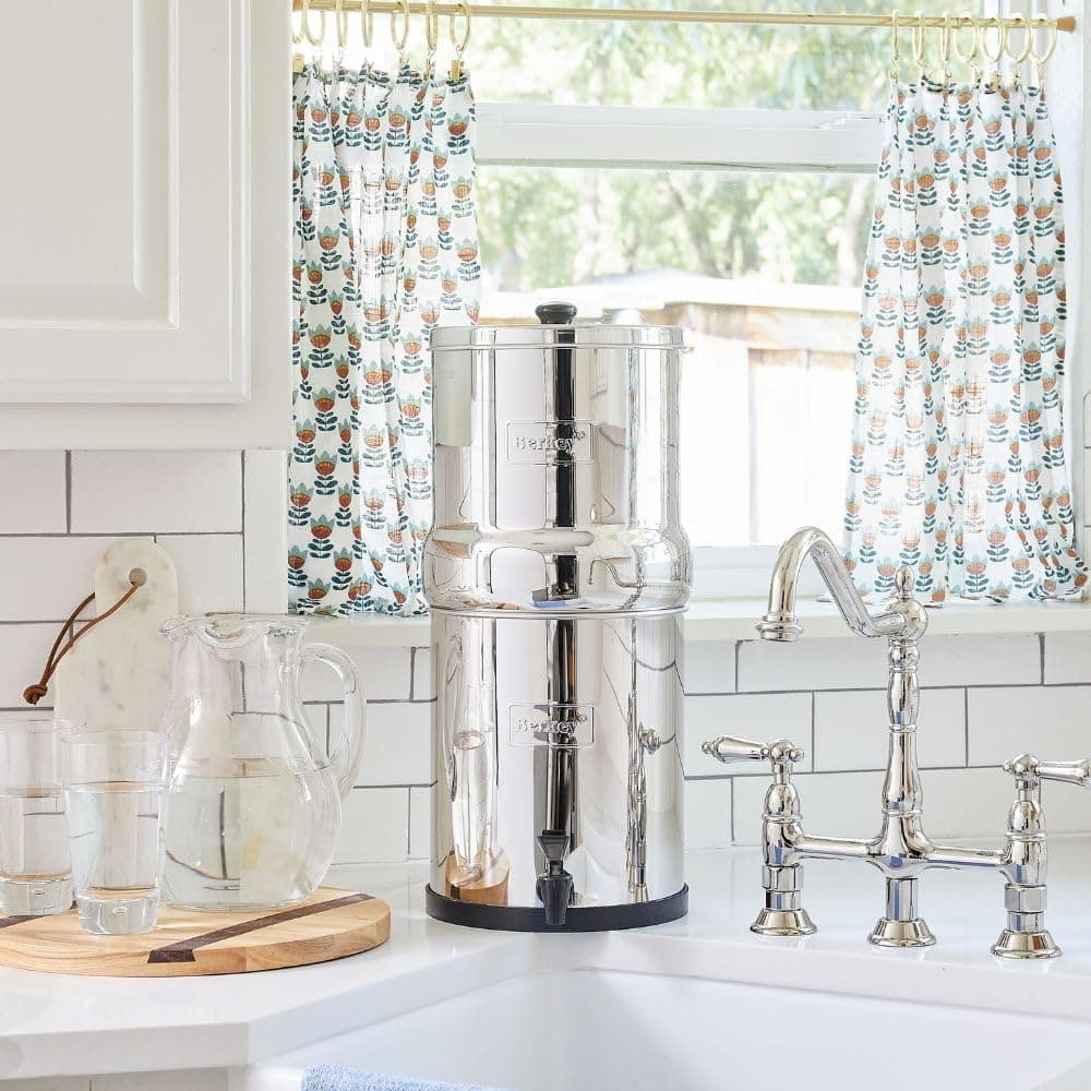 Big Berkey System with 2 Black Berkey Elements and Standard Spigot