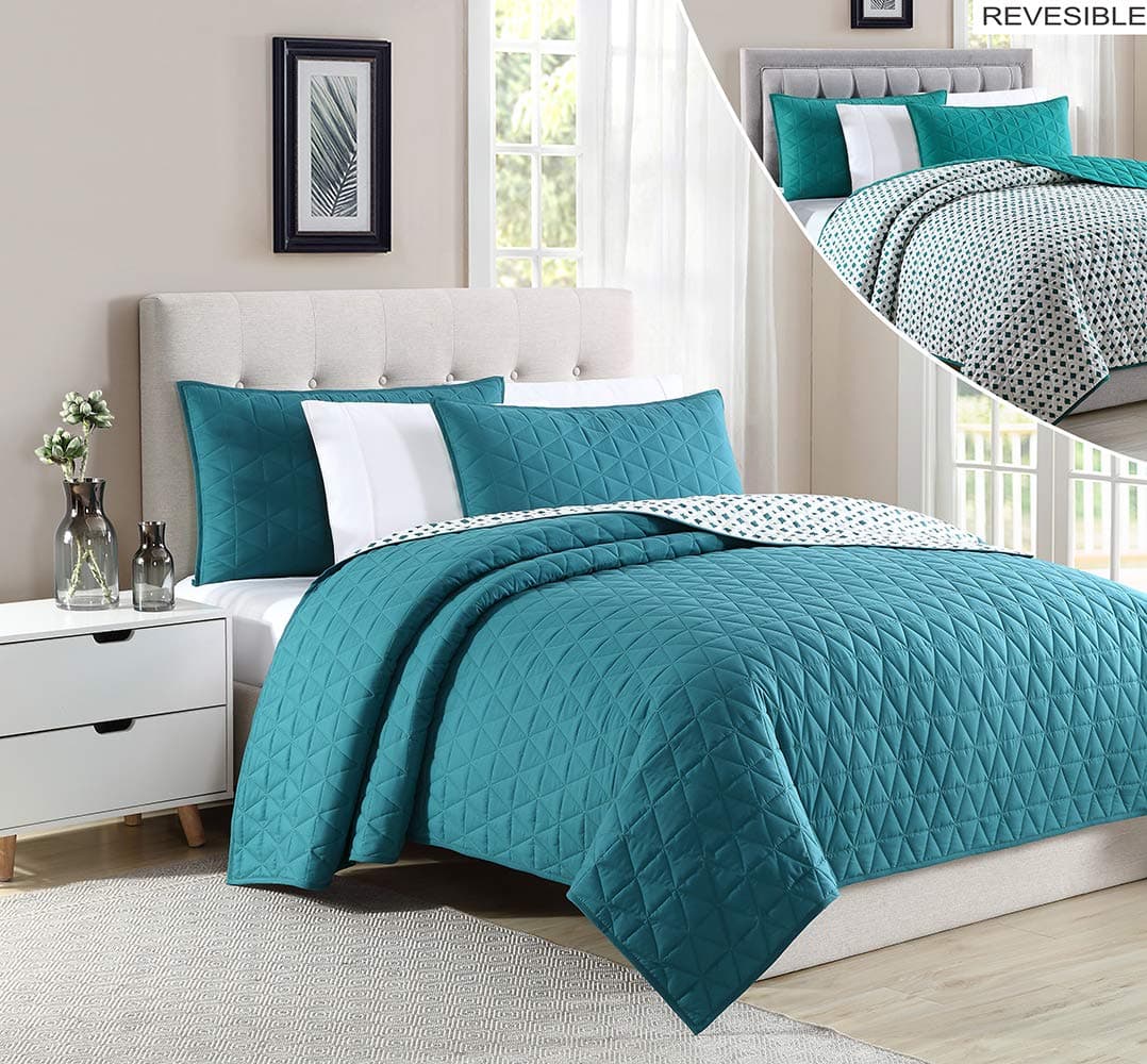 BOURINA Reversible Quilt Coverlet Set King - Microfiber Lightweight Oversized Bedspread 3-Piece Quilt Set (Green, King)