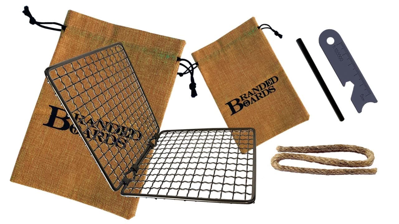 FOLDING GRILL & FIRE STARTER KIT