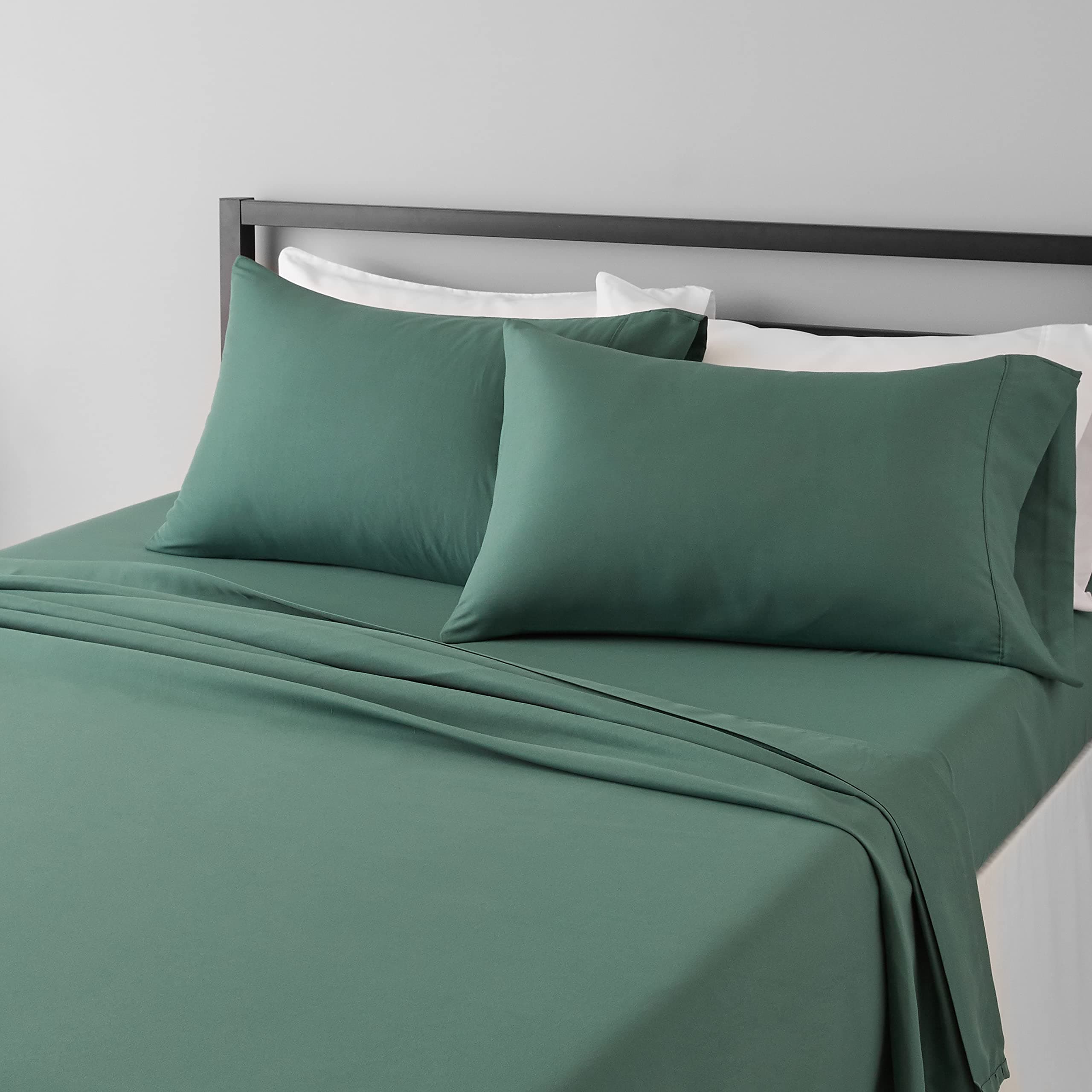 Amazon Basics Lightweight Super Soft Easy Care Microfiber Bed Sheet Set with 14” Deep Pockets - Queen, Emerald Green