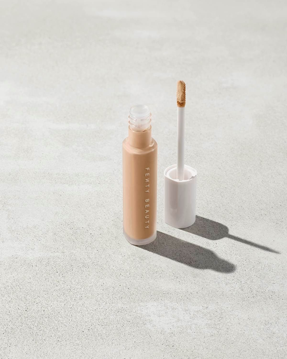 Pro Filtr Instant Retouch Concealer - 240 Light Medium With Warm Yellow Undertone by Fenty Beauty for Women - 0.27 oz Concealer