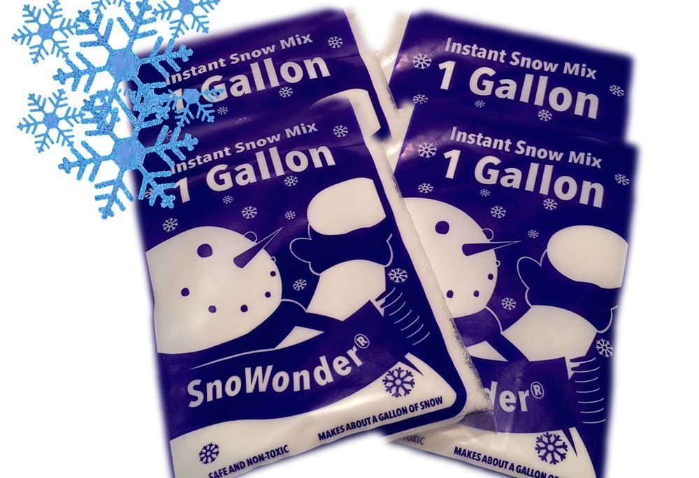SNOWONDER Instant Artificial Snow - Mix Makes 1 Gallon Per Pack - Perfect for Slime Recipes - Home Decor - Seasonal Accents - Classroom Science Projects (4)