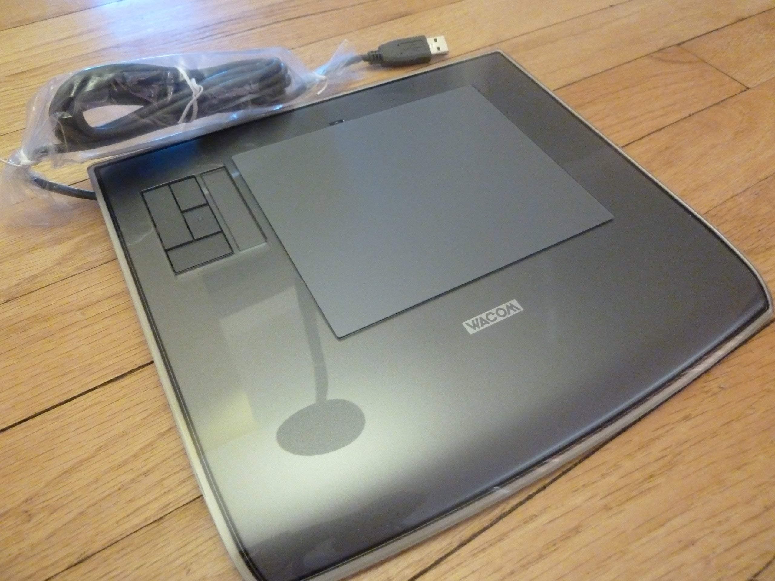 Intuos 3 4x5 PTZ430 Tablet Only with Software Bundle