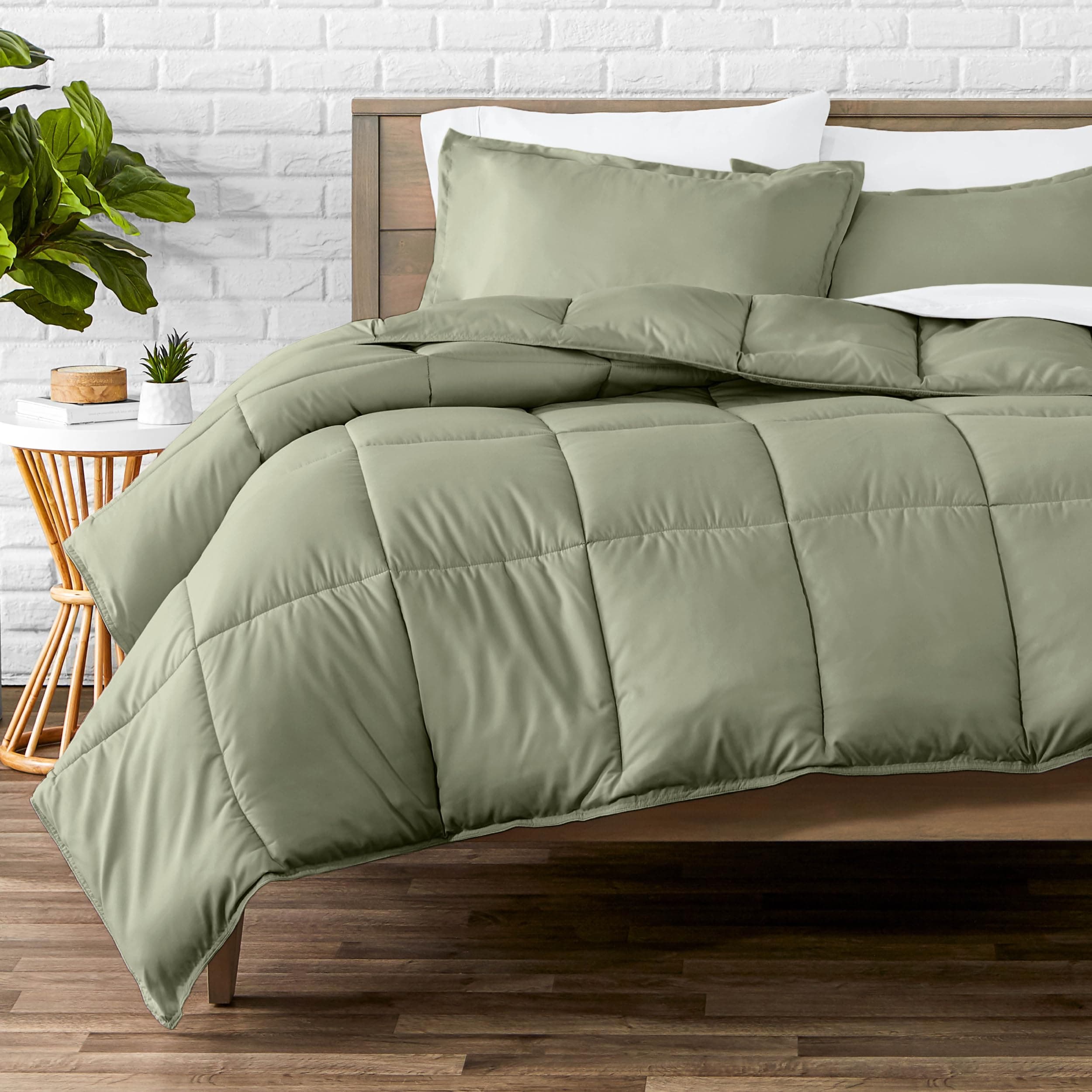 Bare Home Comforter Set - Oversized Queen Size - Ultra-Soft - Goose Down Alternative - Premium 1800 Series - All Season Warmth (Oversized Queen, Sage)