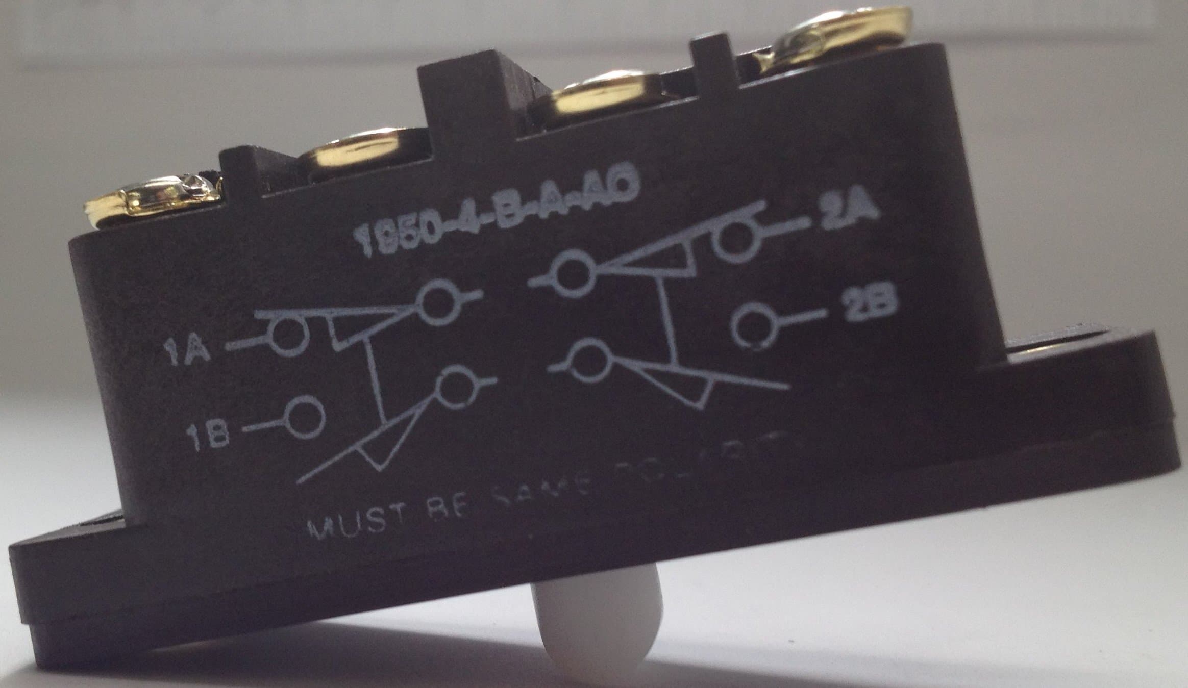 Ametek Gemco Snap Action Switch: 1950-4-B-A-AO