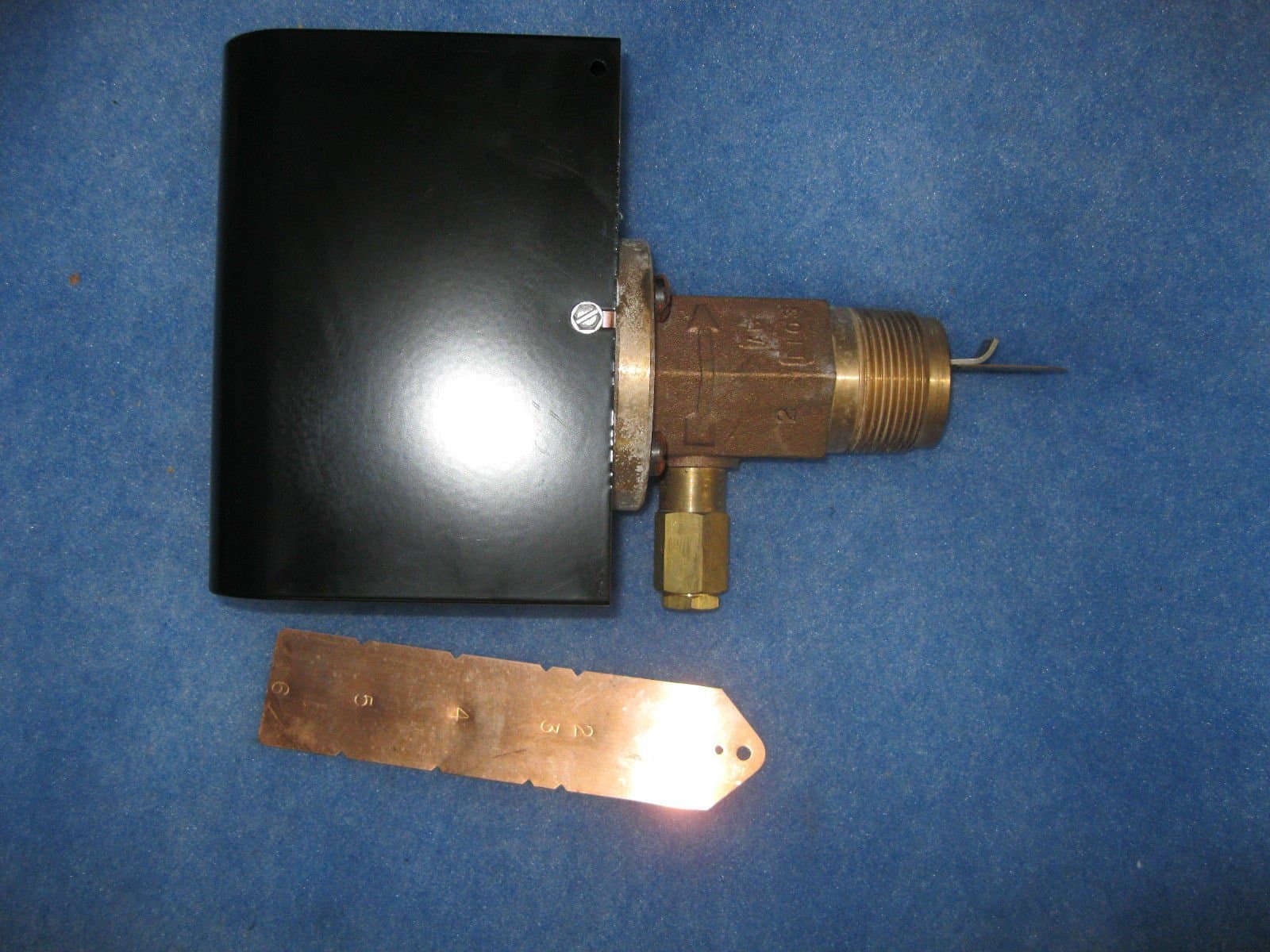 Flow Switch Mod # FS7-4 1.25"MNPT 115/230V