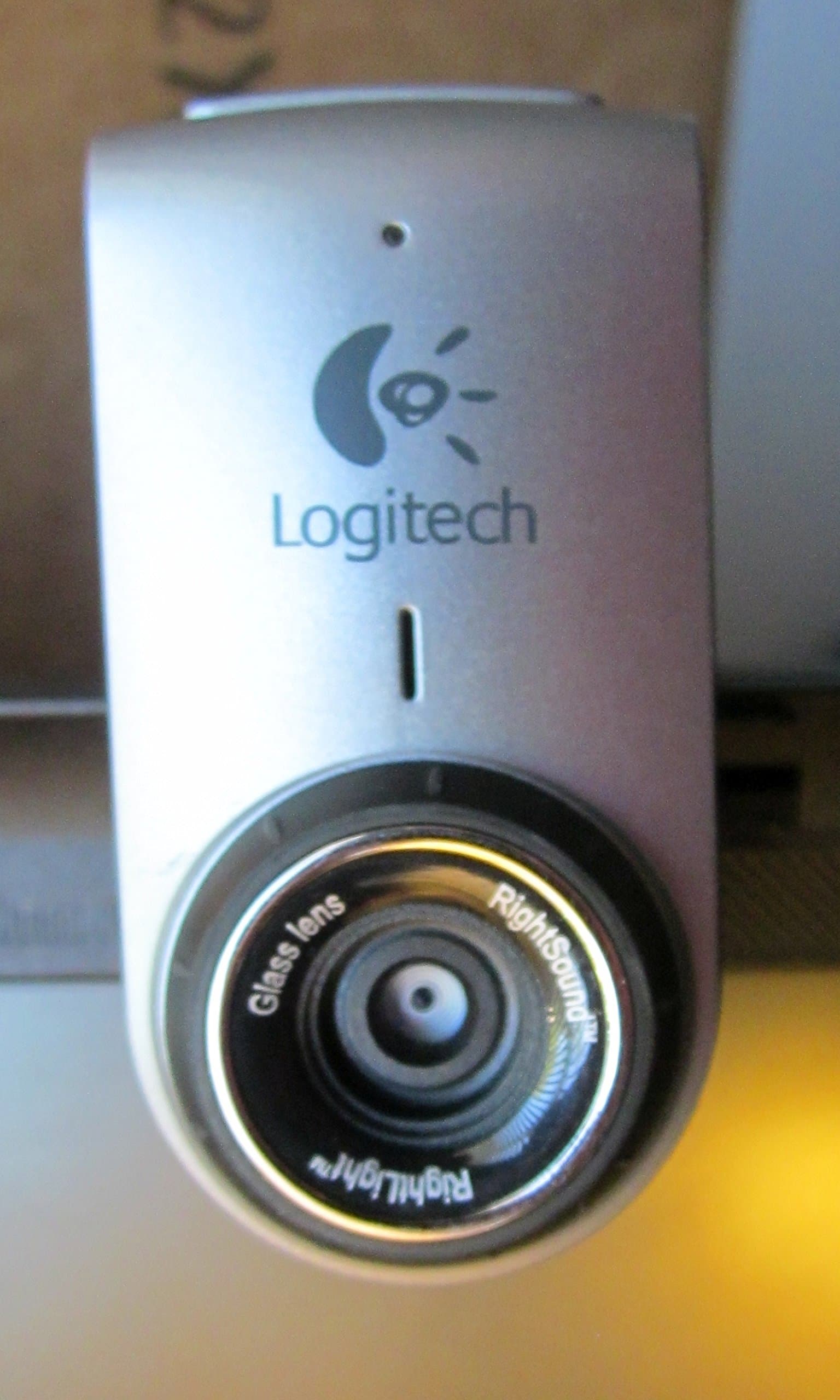 Logitech QuickCam Deluxe for Notebooks (Silver)