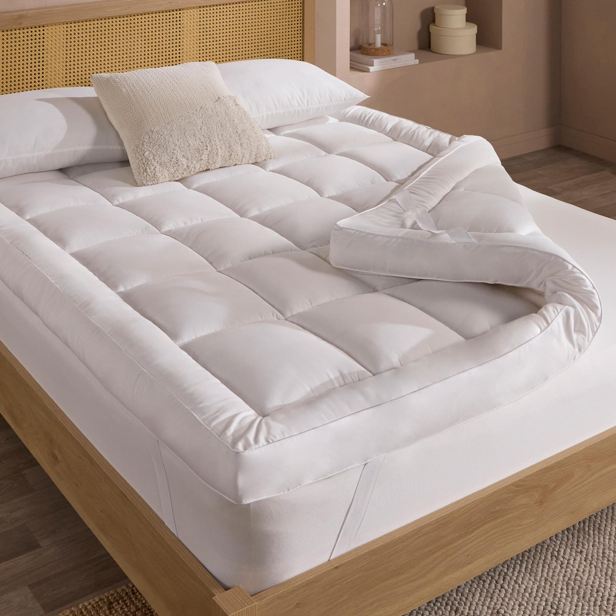 10cm Extra Deep Mattress Topper Single Bed - Ultra-Soft Box Quilted Breathable Single Bed Topper | 2-Year Guarantee, Elasticated Straps, Non-Allergenic & Washable