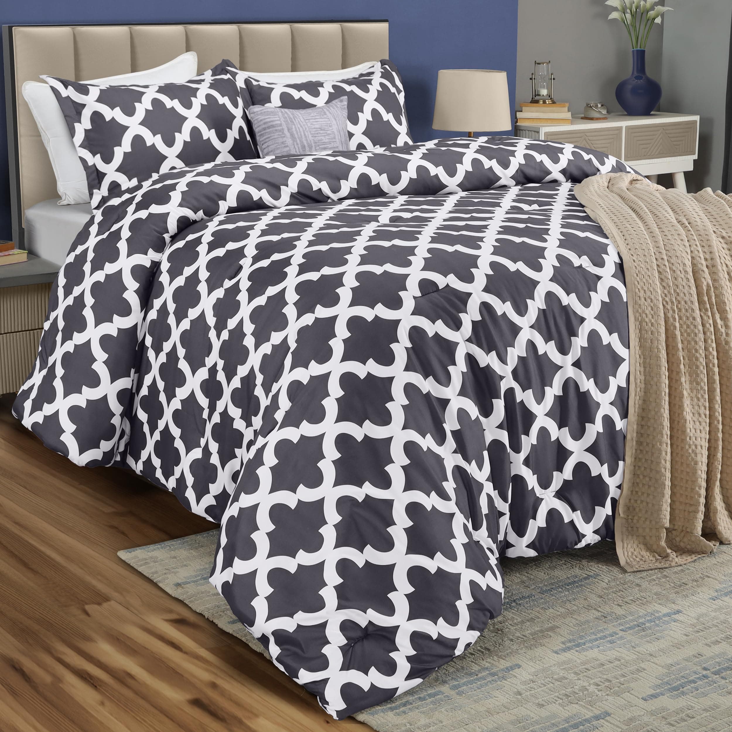 Queen Comforter Set 3 Piece Grey by Utopia Bedding, Printed Comforters Queen Size, Bedding Comforters Sets, Down Alternative Soft Bed Set, 1 Comforter (88 x 88 inches) 2 Pillow Shams (20 x 26 inches)