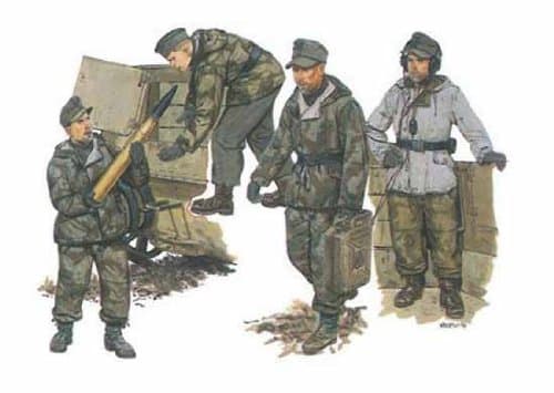 6016 1/35 German Self-Propelled Gun Crew (4)