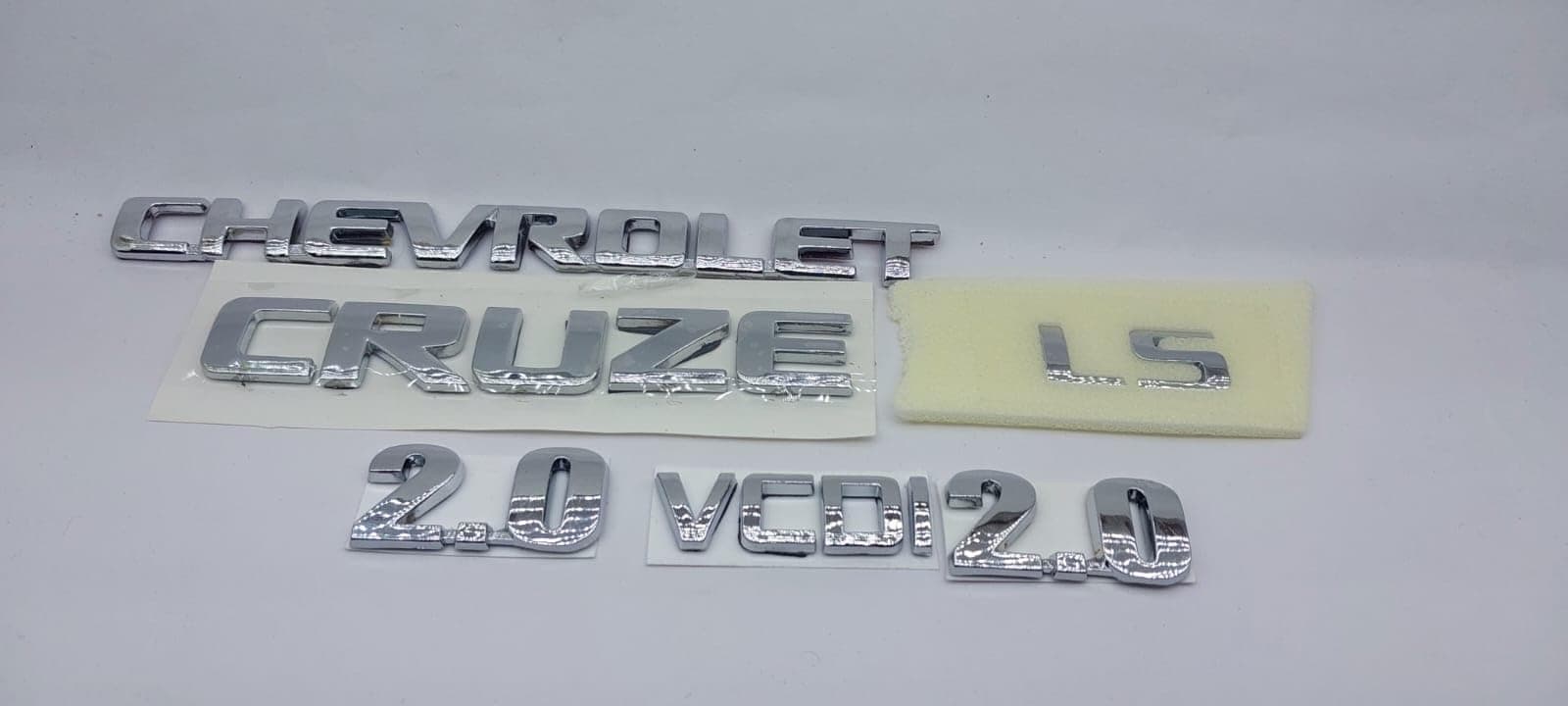 DIAMOND AUTO Emblem/Monogram/Decal/Sticker/Chrome for Cruze 2.0 (Set of 6 Pcs)