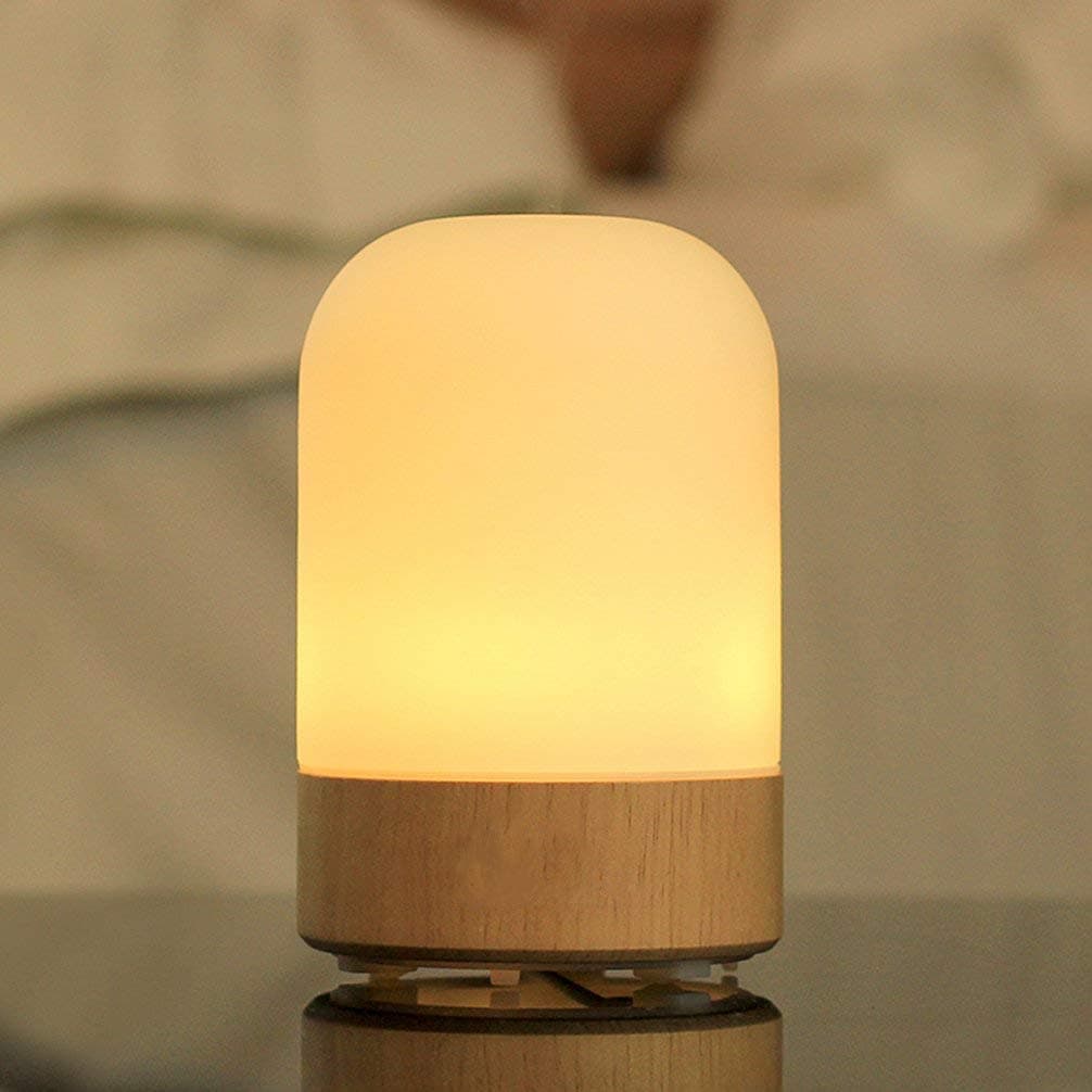 Venere Essential Oil Diffuser 100ml Ultrasonic Cool Mist Humidifier Real Wood Base and Glass Cover, No Beep Sound Single Warm LED Auto Shut-off Aroma Atomizer Aromatherapy Air Purifier for Home Office