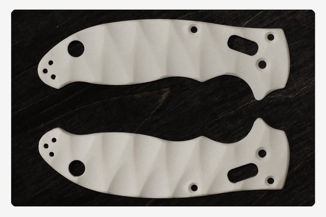 White G10 Scales for Spyderco Manix 2