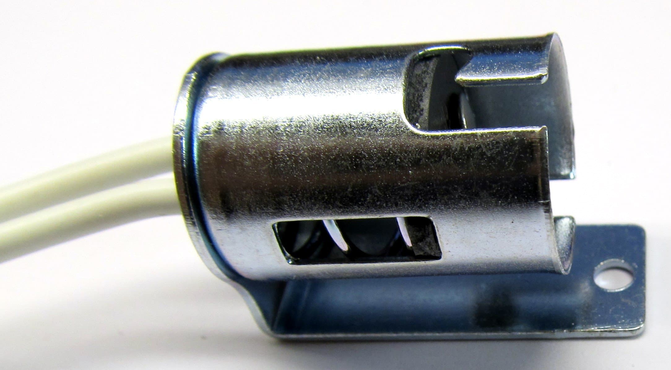 Bayonet Bulb Socket, BA15d base (1076, 1176 etc.), 1-hole Flange (parallel)