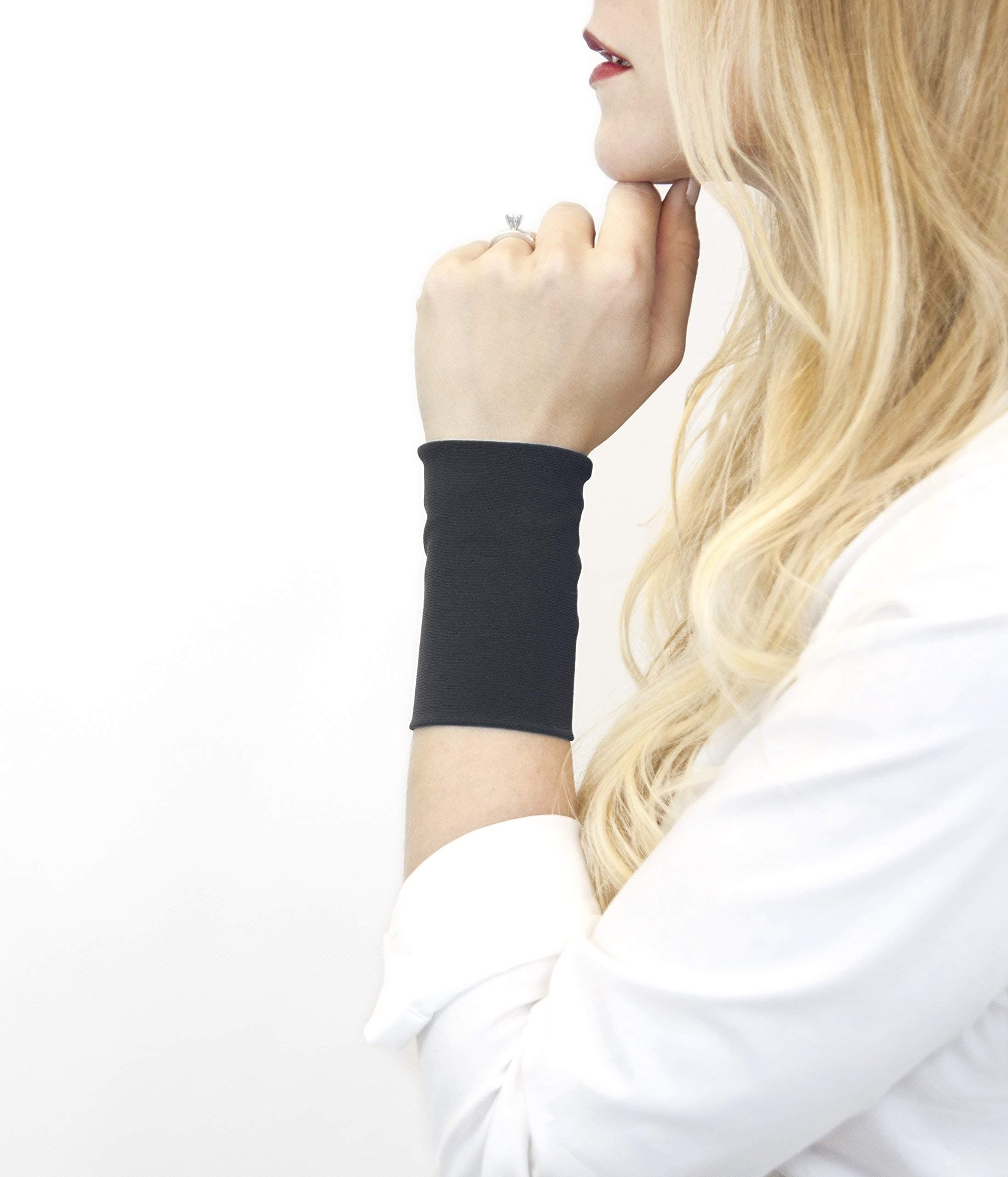 Stretch Fabric Wrist Cuff Bracelet (Gray)