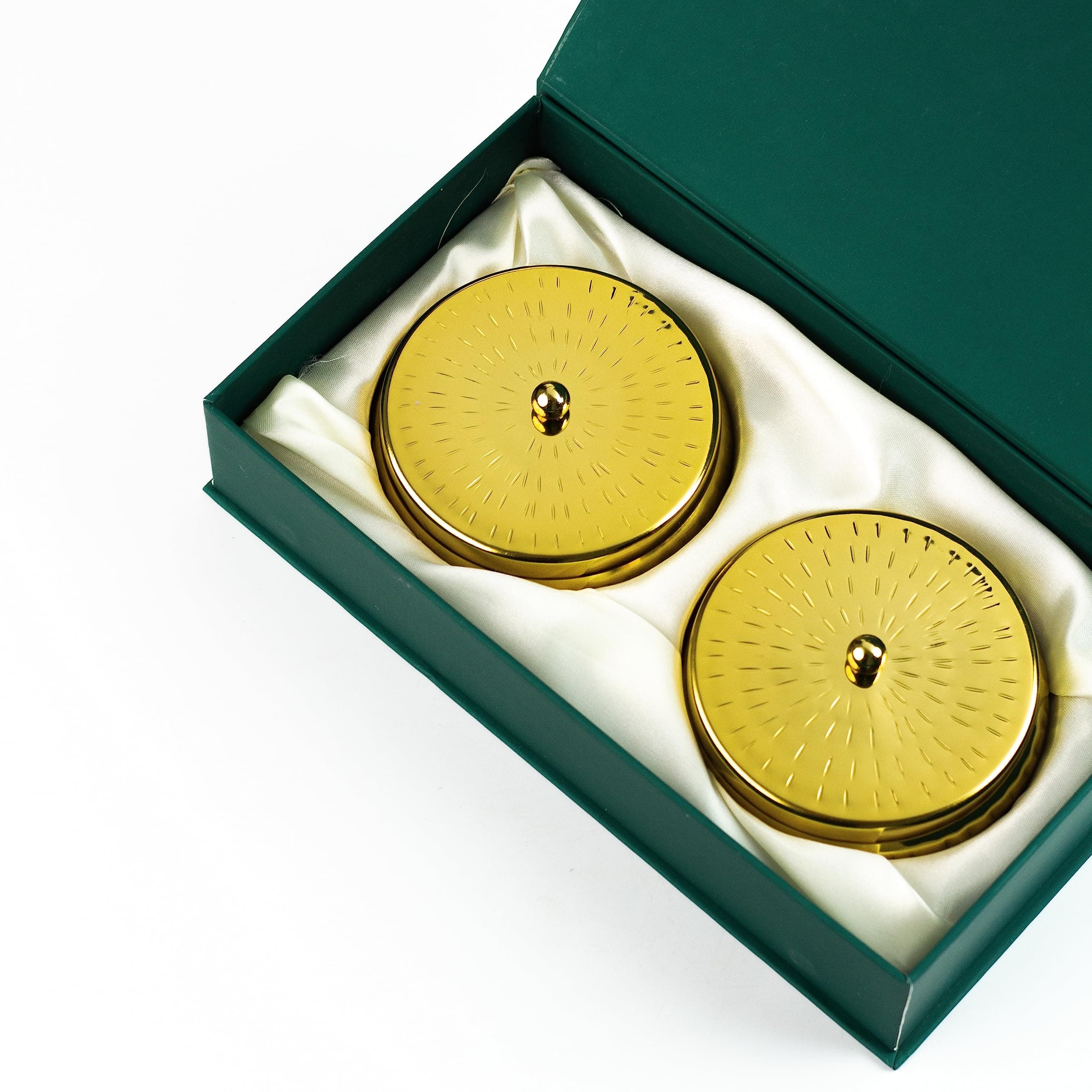 AuraDecor Urli Gift Set for Home Decor || SOYA Wax || Multi Wick || Candle Gift Set || Gifting || Corporate Gifting (Set of 2 Urli Gift Set (Fragrance Vanilla & Oudh))